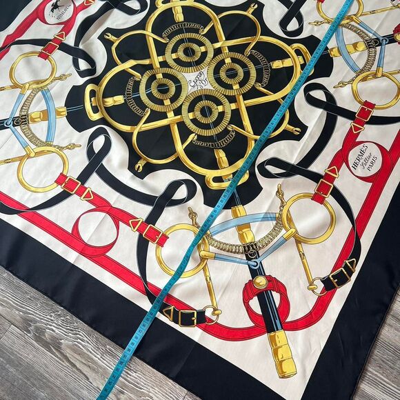 Hermes Eperon D'Or Forever Silk Scarf 90 - Picture 6 of 8